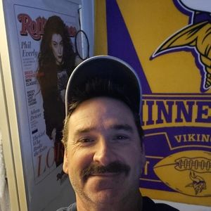 Meet your Posher, Robert